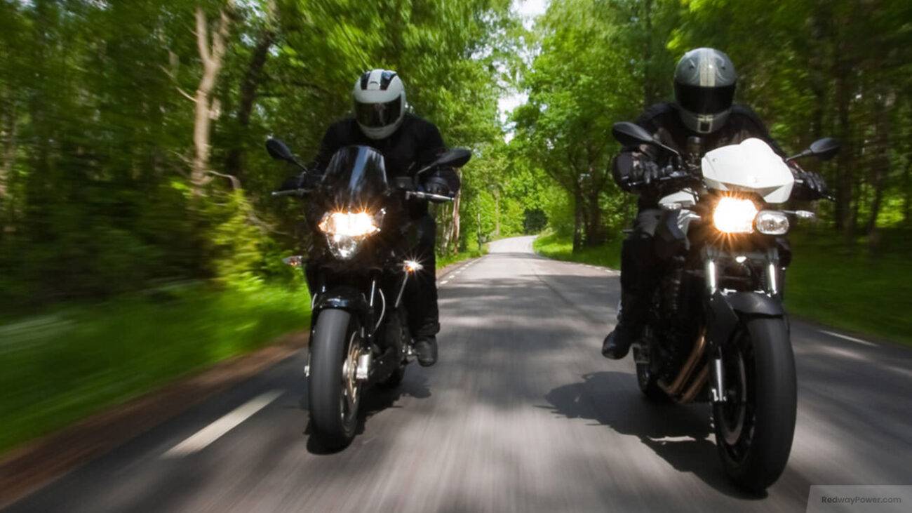 Is AGM or lithium better for motorcycles?